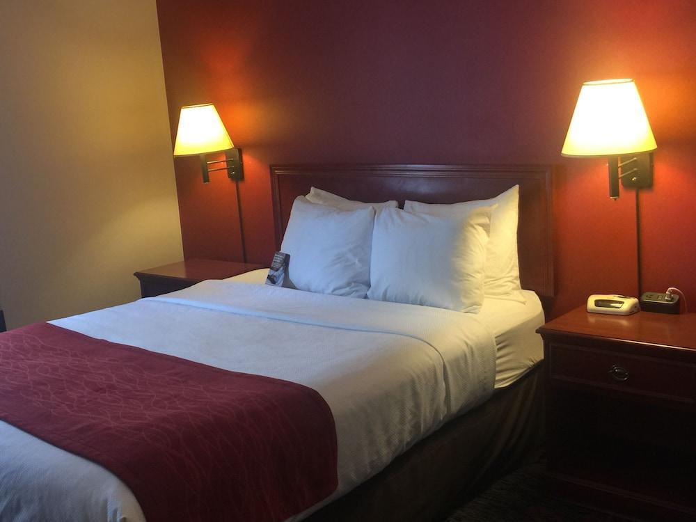 Comfort Inn & Suites University Calgary Extérieur photo