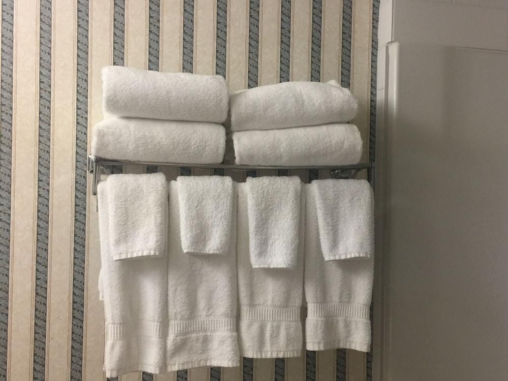 Comfort Inn & Suites University Calgary Extérieur photo