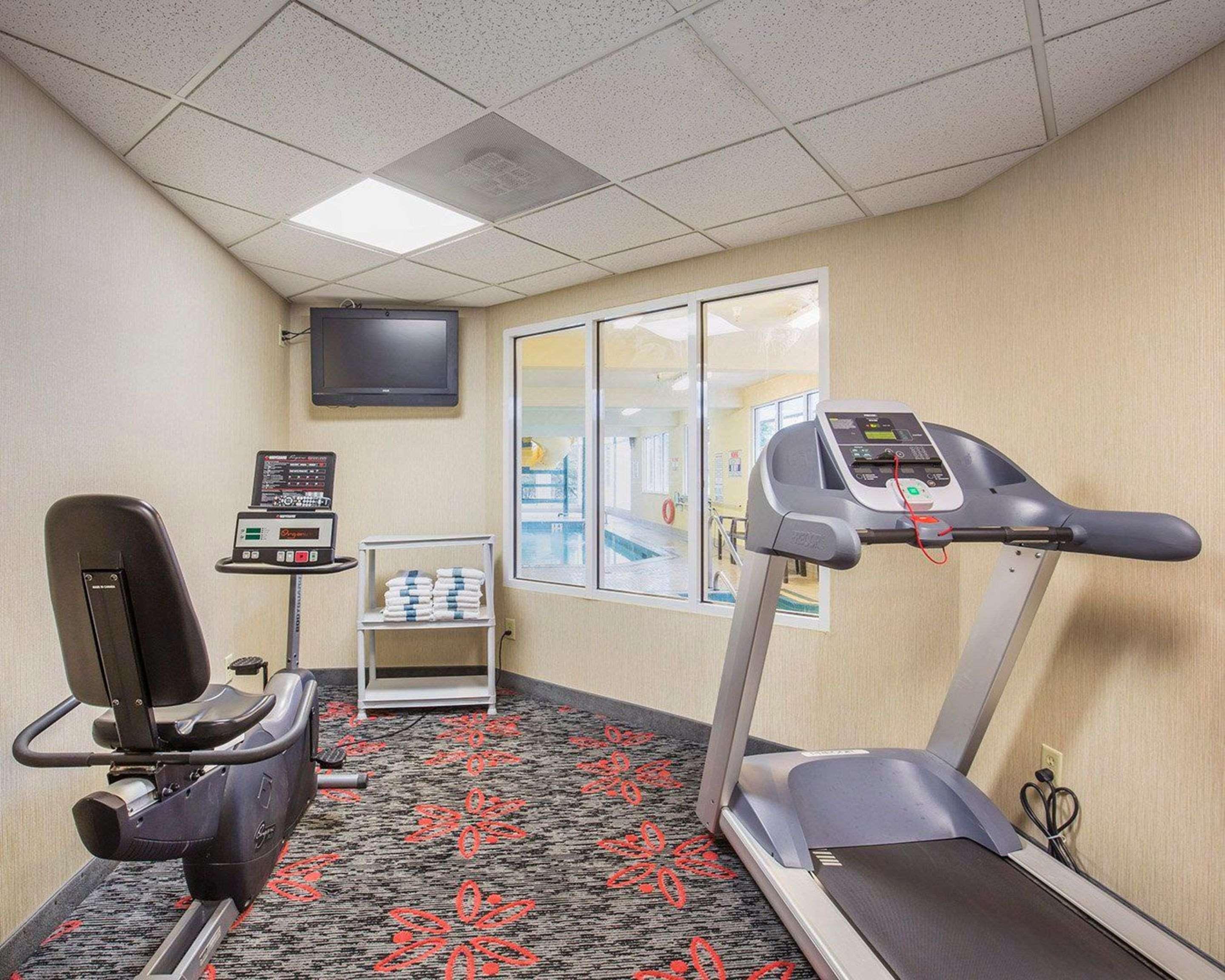 Comfort Inn & Suites University Calgary Extérieur photo