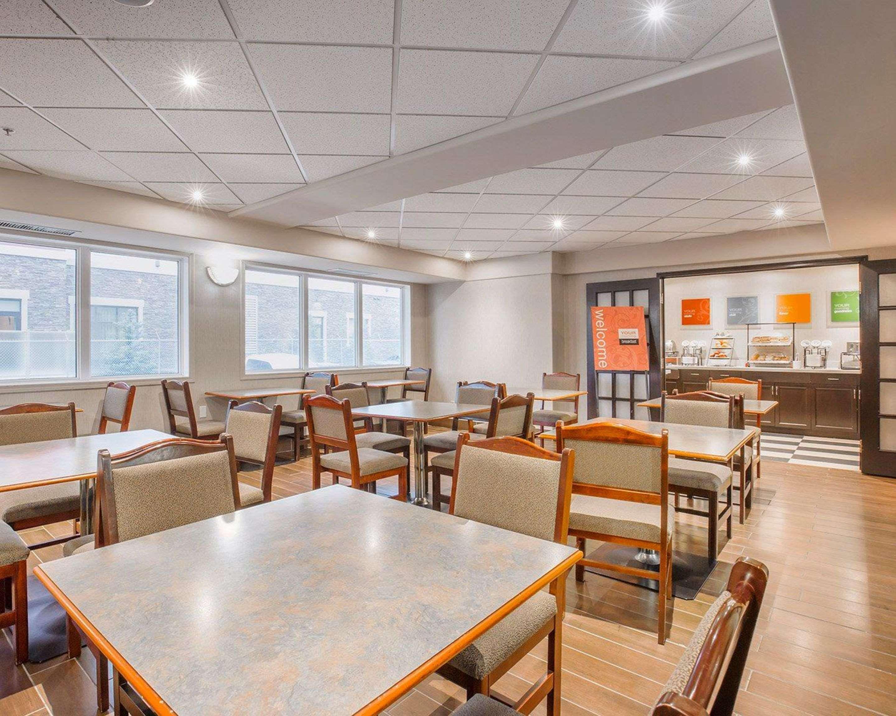 Comfort Inn & Suites University Calgary Extérieur photo
