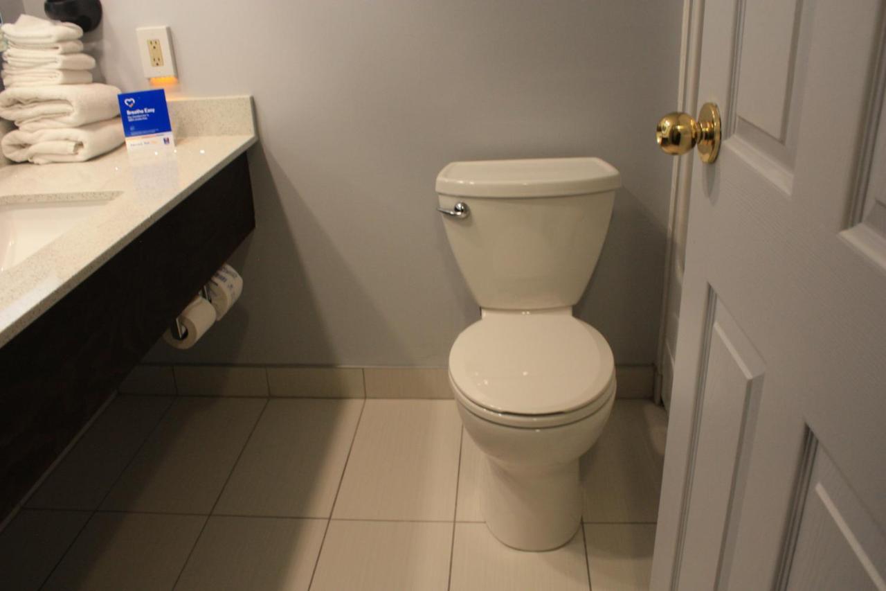 Comfort Inn & Suites University Calgary Extérieur photo