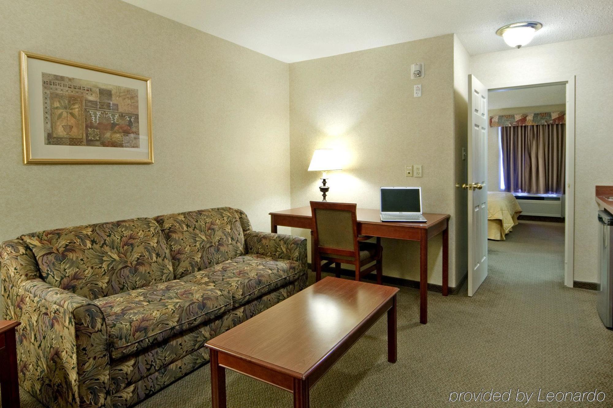 Comfort Inn & Suites University Calgary Chambre photo