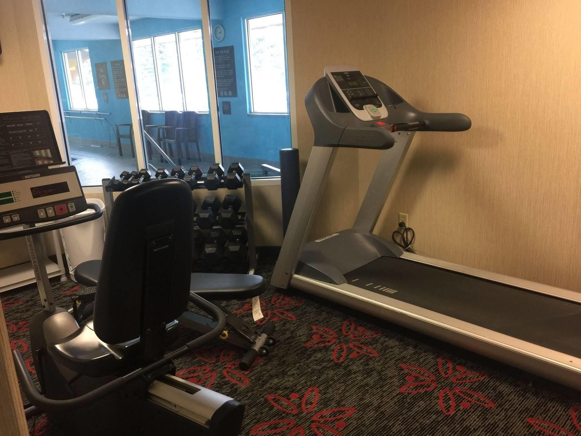 Comfort Inn & Suites University Calgary Extérieur photo