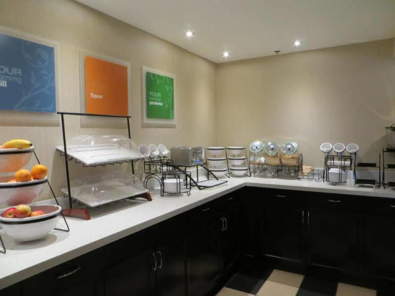 Comfort Inn & Suites University Calgary Extérieur photo